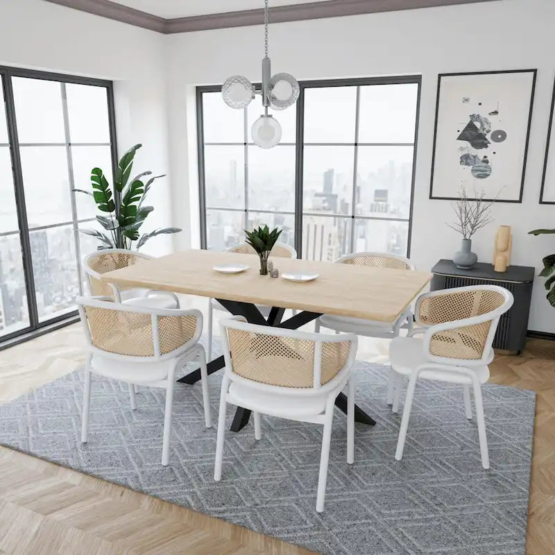 Beige Esszimmerstühle mit geschwungener Rohrgeflecht-Rückenlehne, 2er-Set, weißes Metallgestell, gepolsterte Sitzfläche