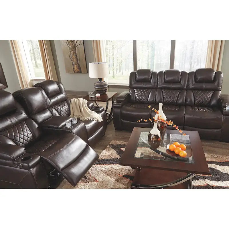 Elektrisch verstellbares Relaxsofa in Schokoladenbraun aus Kunstleder für 3 Personen mit USB-Anschlüssen und Getränkehaltern